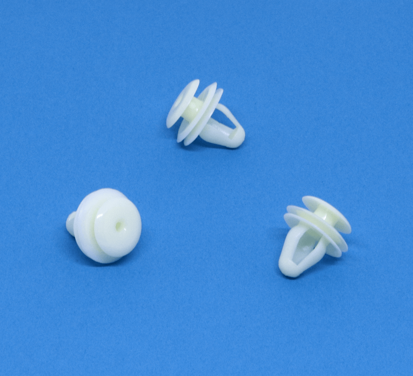 C67 - Trim / Moulding Clip Toyota
