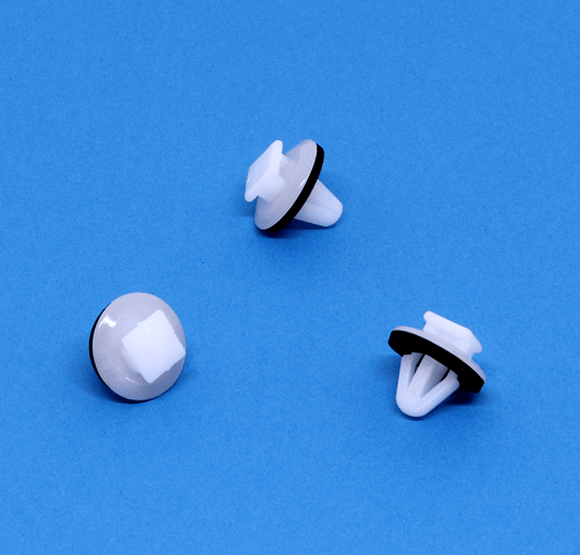 C166 - Trim / Moulding Clip for Body Trim, Rocker Panel, Door Moulding, Mirror on Toyota, GM