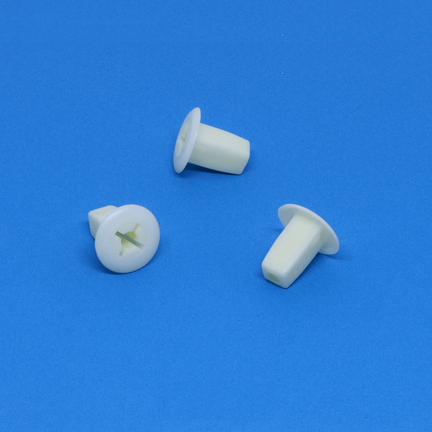 C33 - Screw Grommet