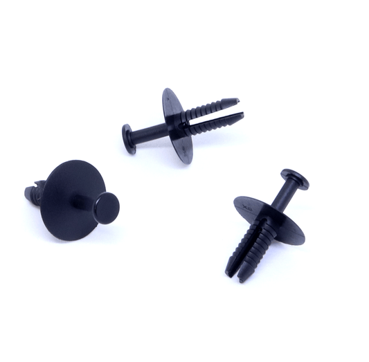C335 - Push Type Retainer BMW