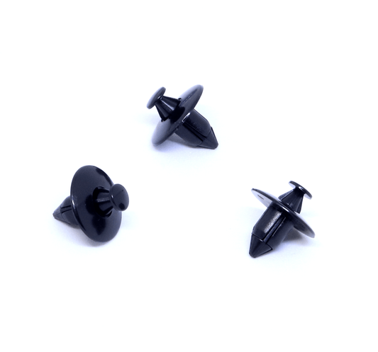 C541 - Push Type Retainer