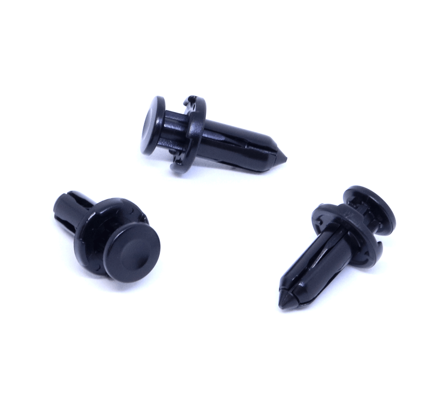 C686 - Push Type Retainer Nissan (Universal)